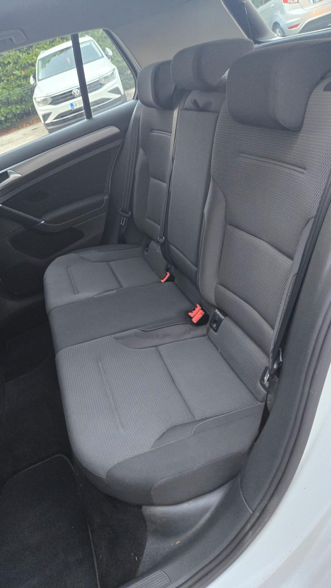 Volkswagen Golf Business 1.6 BlueTDI 110 CV 5p. Highline