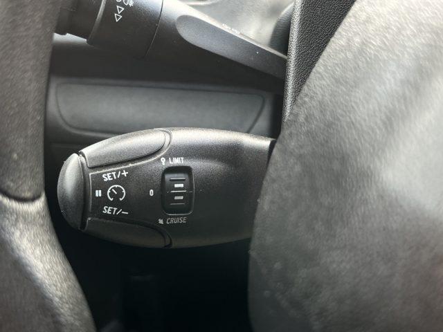 PEUGEOT 208 VAN 1.6HDi 2POSTI