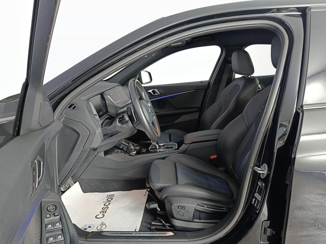 BMW Serie 1 F40 - 118d Msport auto
