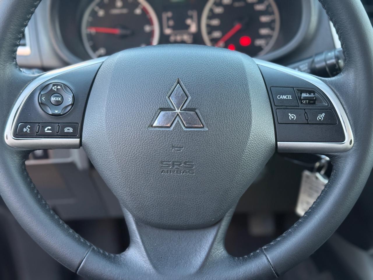 Mitsubishi L200 2.4 DI-D/154CV Double Cab Inform