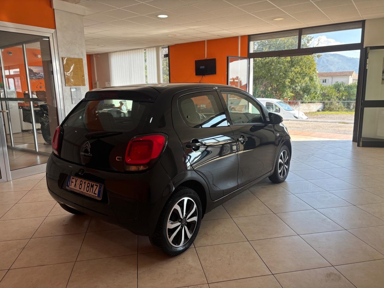 Citroen C1 VTi 72 S&S 5 porte Live ok neopatentati