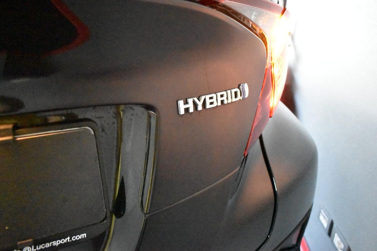 Toyota C-HR 1.8 Hybrid E-CVT Business
