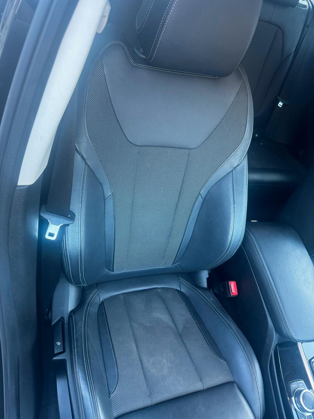 BMW X3 xDrive20d 48V Business Advantage IBRIDA