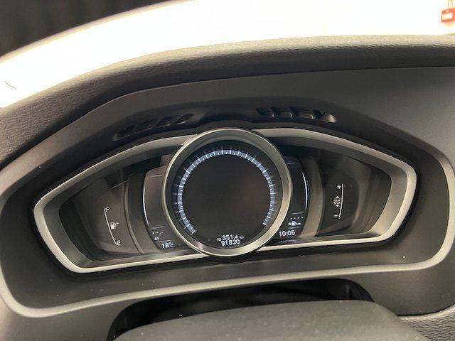 VOLVO V40 II - Cross Country 2.0 d2 my19
