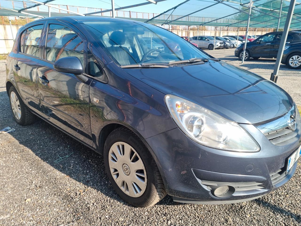 Opel Corsa 1.2 5 porte Club