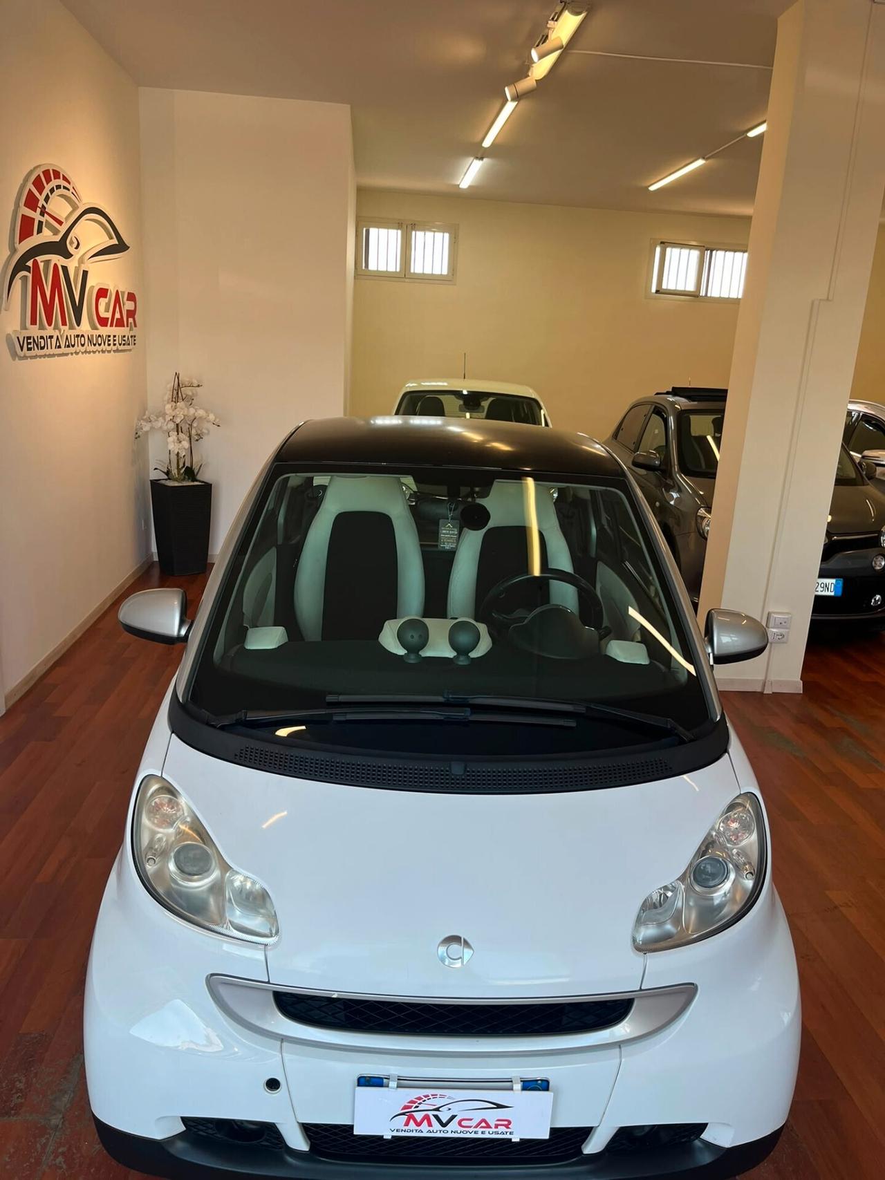 Smart ForTwo 1000 52 kW MHD coupé passion