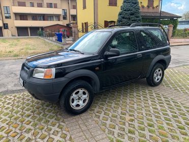 Land Rover Freelander 2.0 TD 3p. Hardback