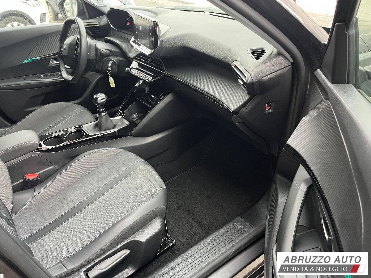 PEUGEOT 2008 PureTech 130 S&S Allure Pack