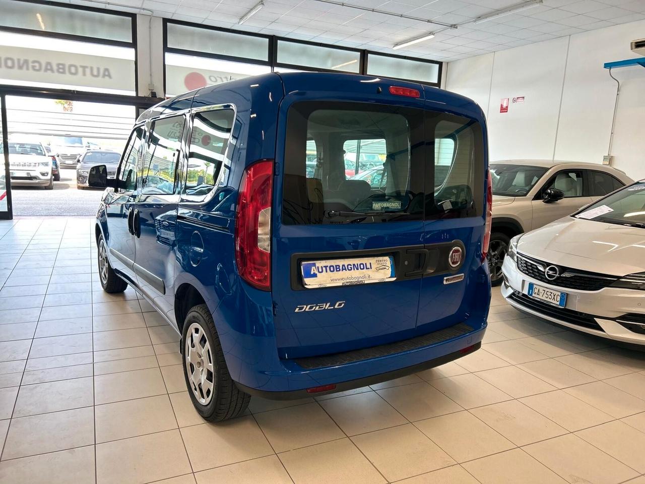 Fiat Doblo LOUNGE 1.6 MJT PC Combi N1 SPOTICAR