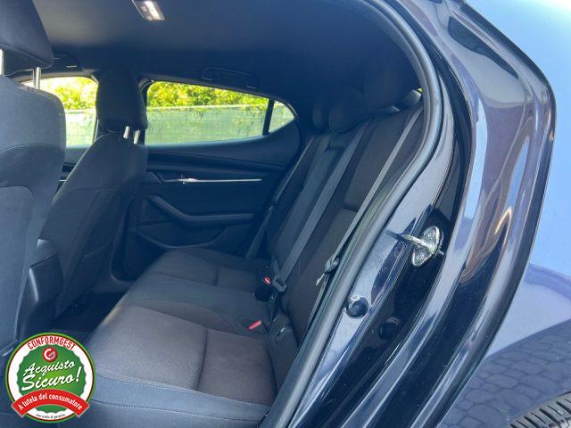 MAZDA 3 2.0L Skyactiv-G M-Hybrid Exclusive