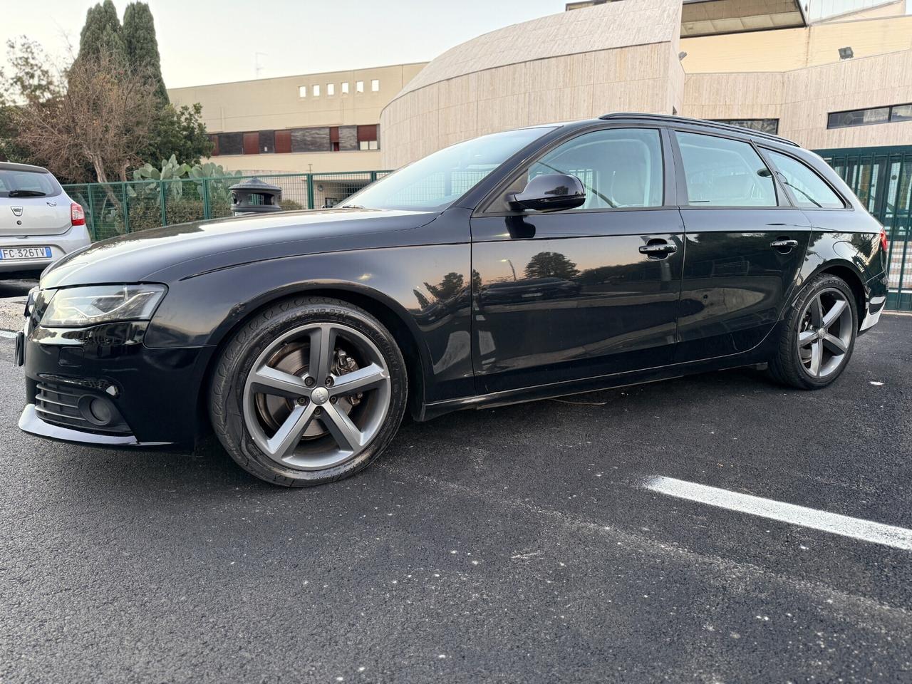 Audi A4 Avant 2.0Tdi 143cv E5 Tagliando + Garanzia