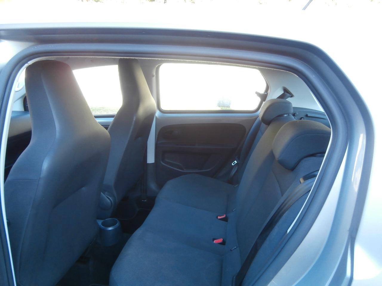 Volkswagen up! 1.0 75 CV 5p. Unico P. 85000km
