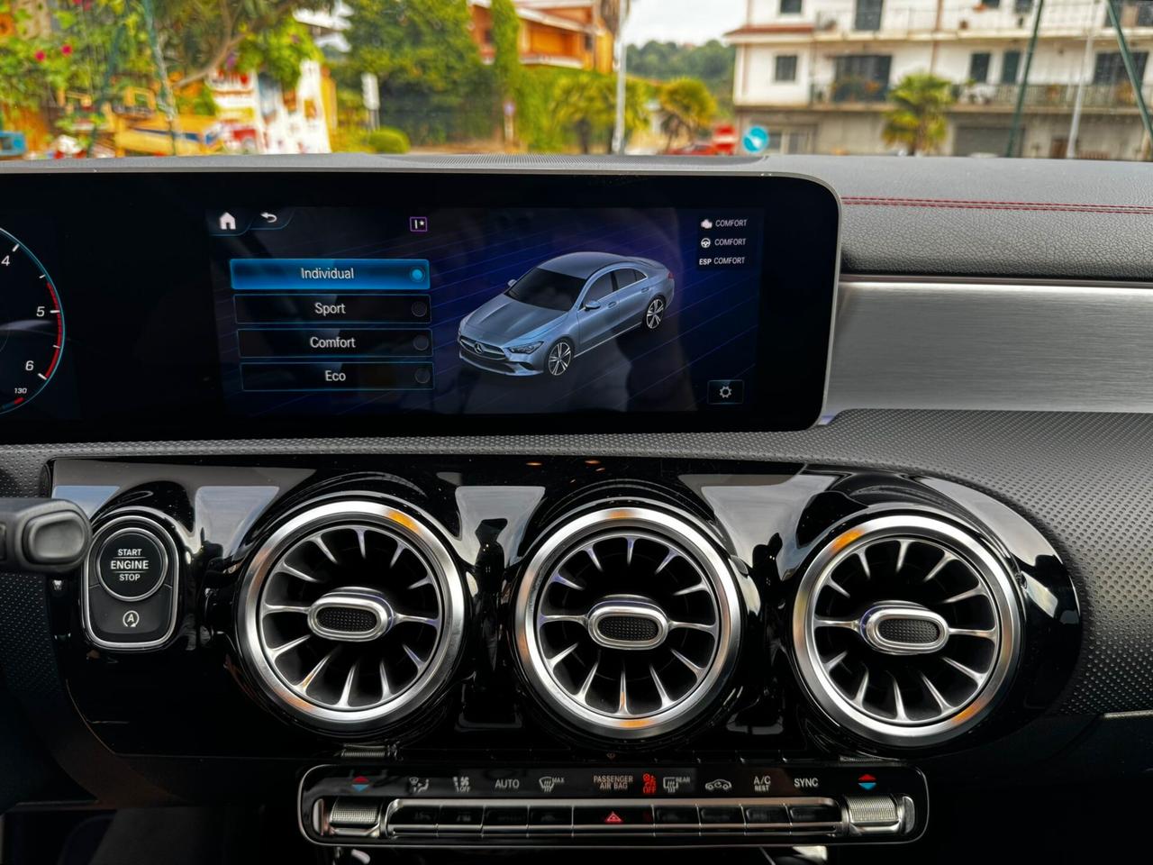 Mercedes-benz CLA 200 d Premium Amg Night edition