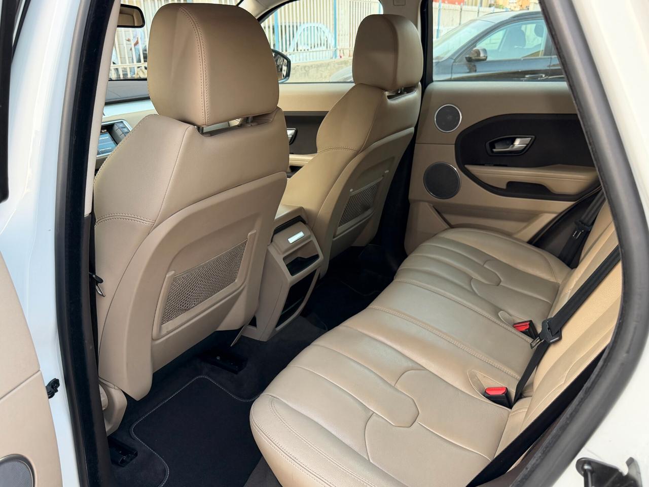 Land Rover Range Evoque 2.2 TD4 - CAMBIO AUTOMATICO