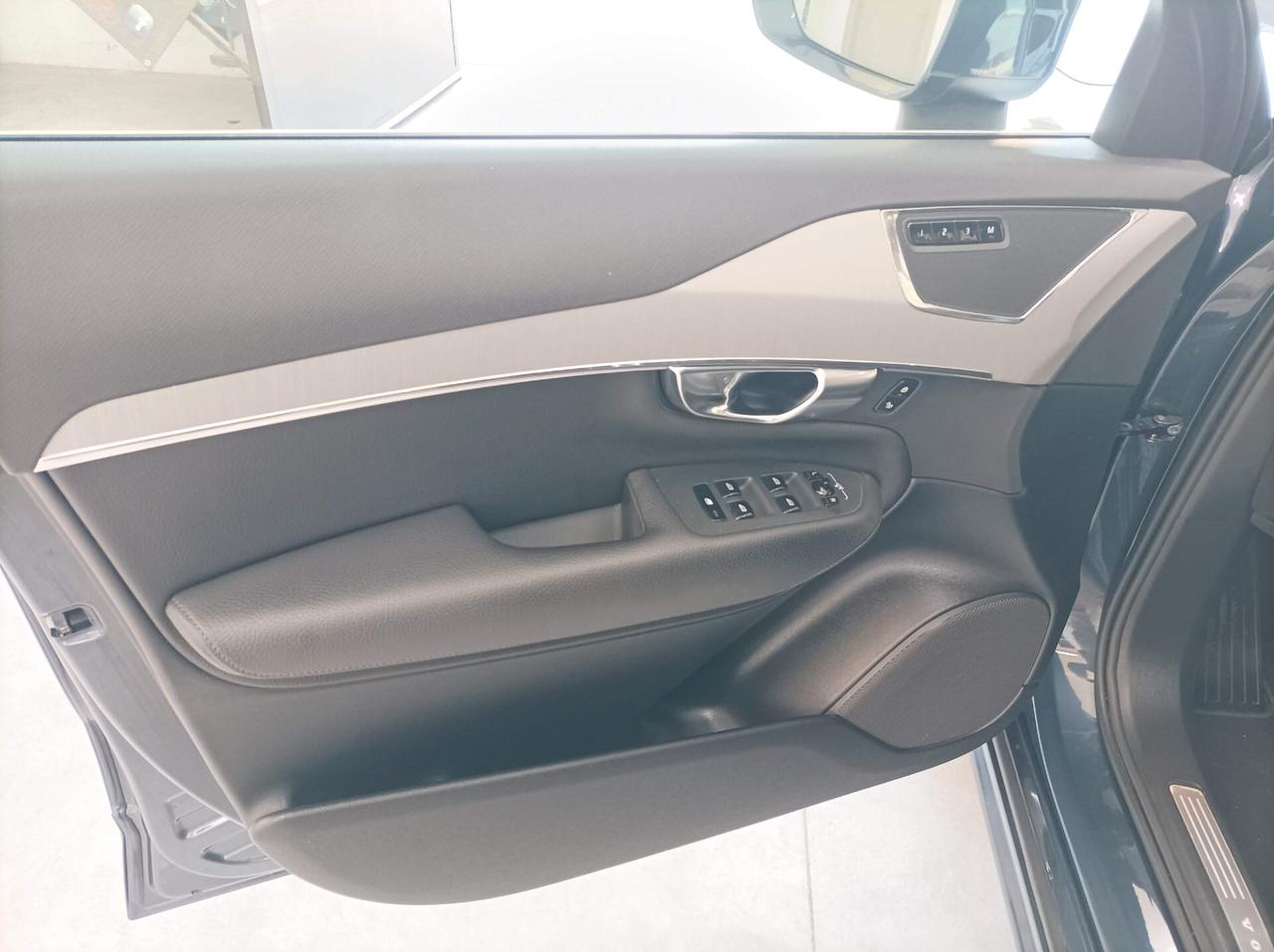 Volvo XC 90 XC90 B5 (d) AWD Geartronic 7 posti Momentum 06/2020