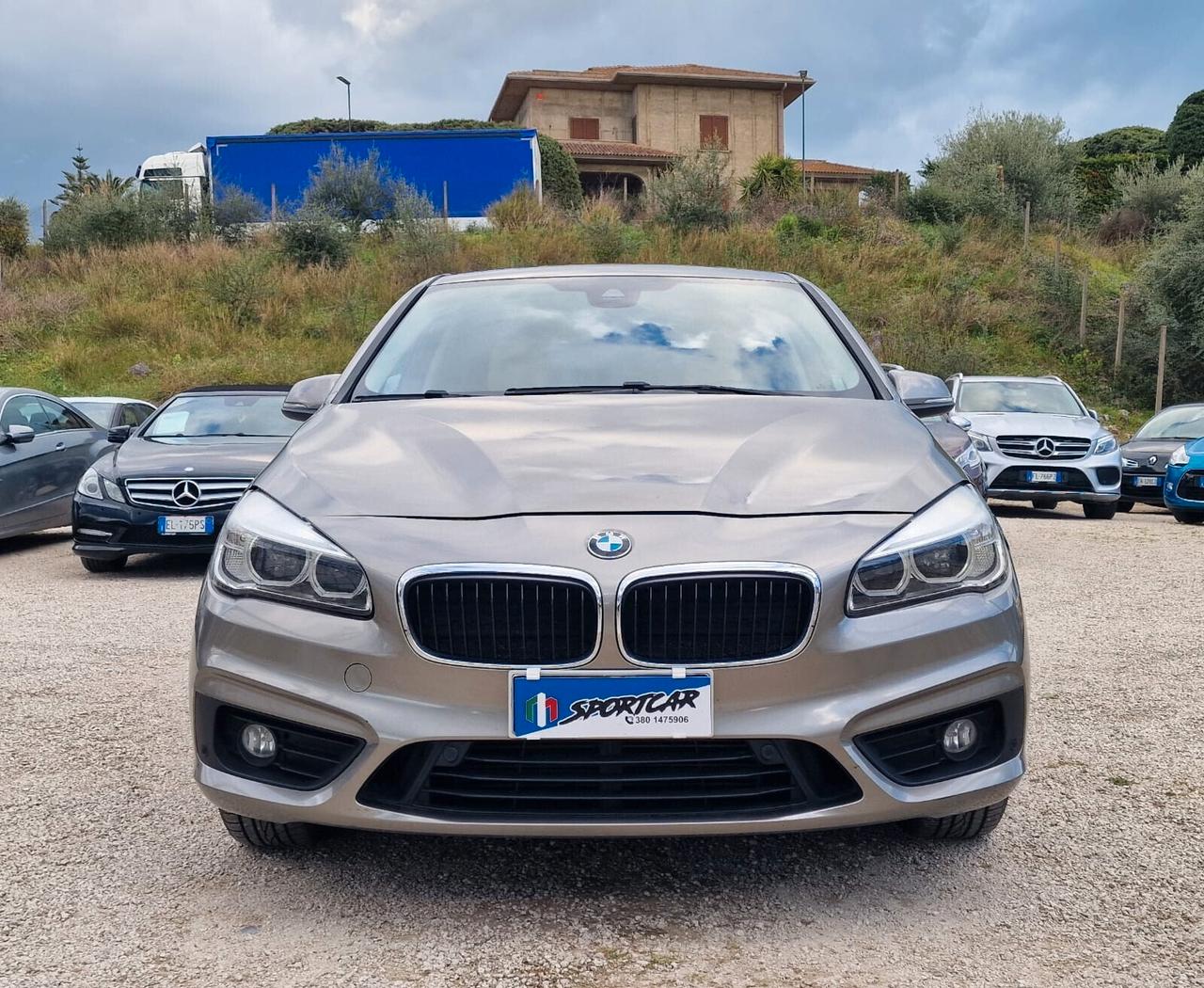 Bmw 2er Active Tourer 220d xDrive Luxury aut.