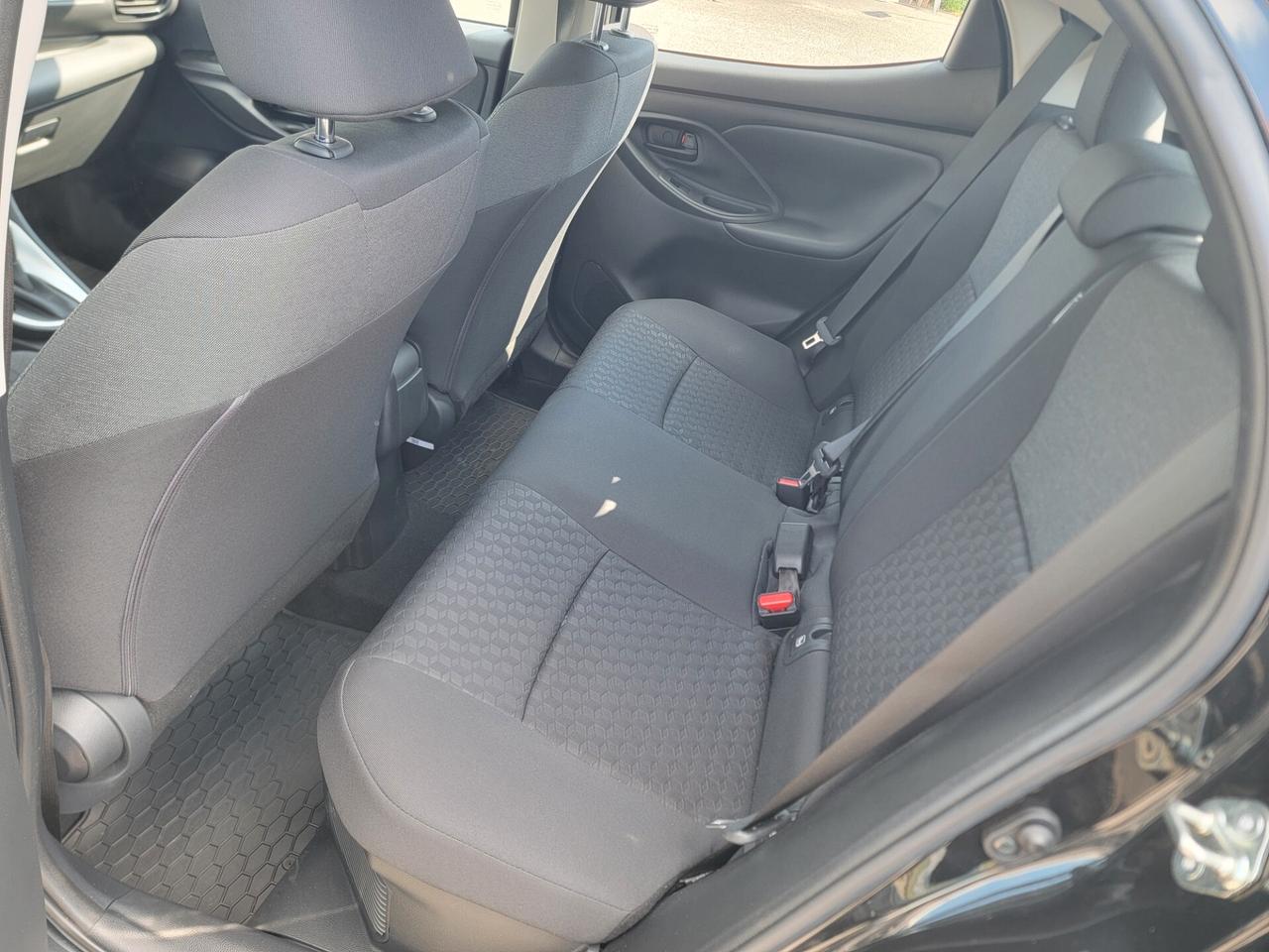 Toyota Yaris 1.5 Hybrid Trend SOLO 13 MILA KM !