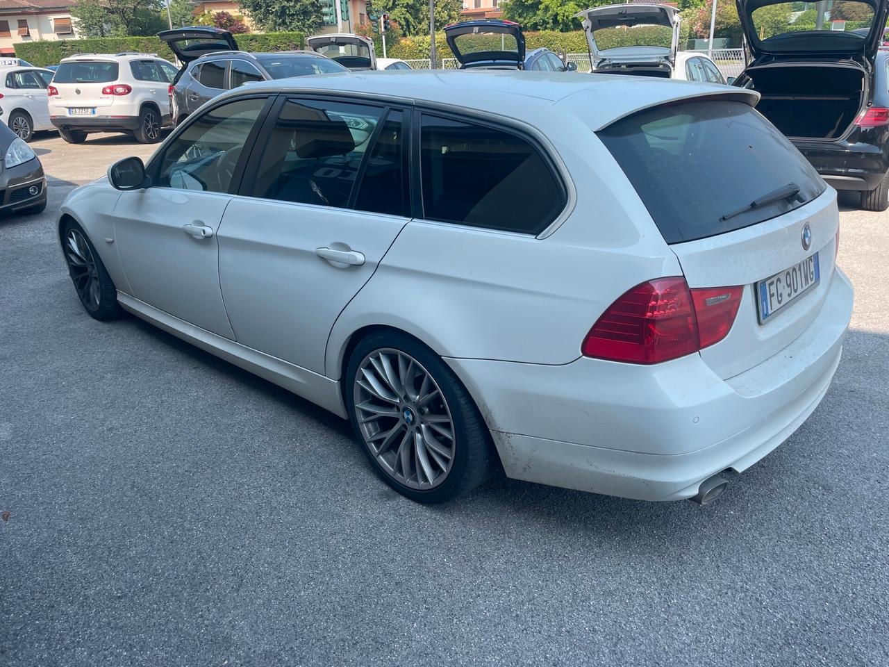Bmw 318 318d 2.0 143CV cat Touring Attiva