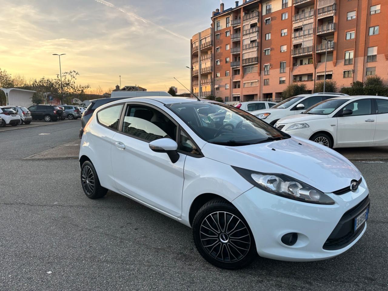 Ford Fiesta Fiesta 1.4 3 porte Bz.- GPL