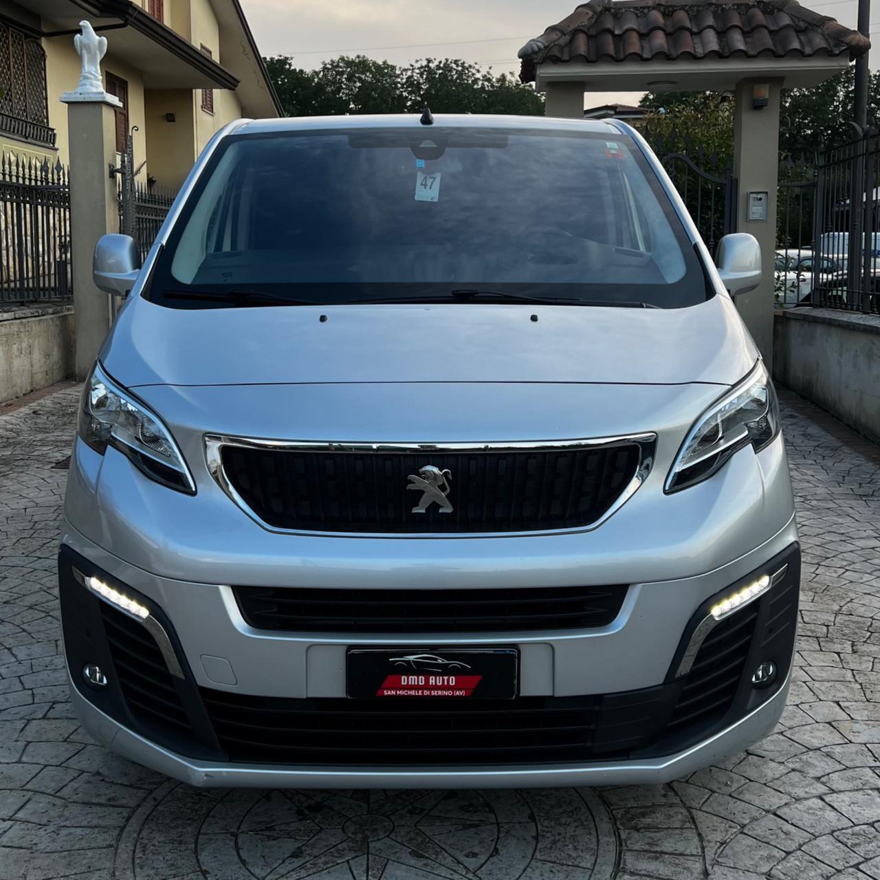 Peugeot Traveller 1.5 DIESEL 120 CV furgone 8 posti allestimento allure, UNICO PROPRIETARIO 06/2019
