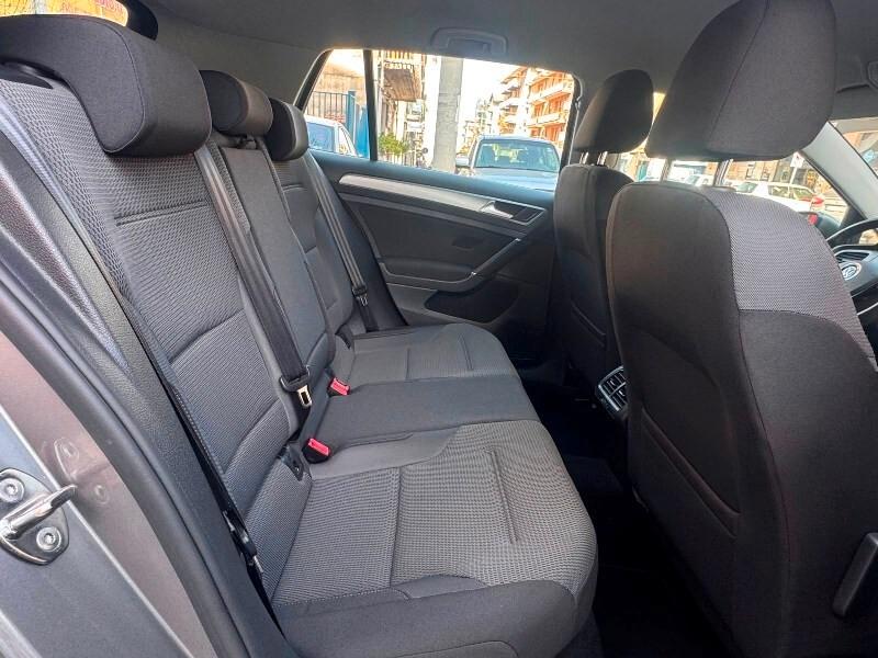 Volkswagen Golf 1.6 TDI 110 CV 5p. Business BlueMotion Technology