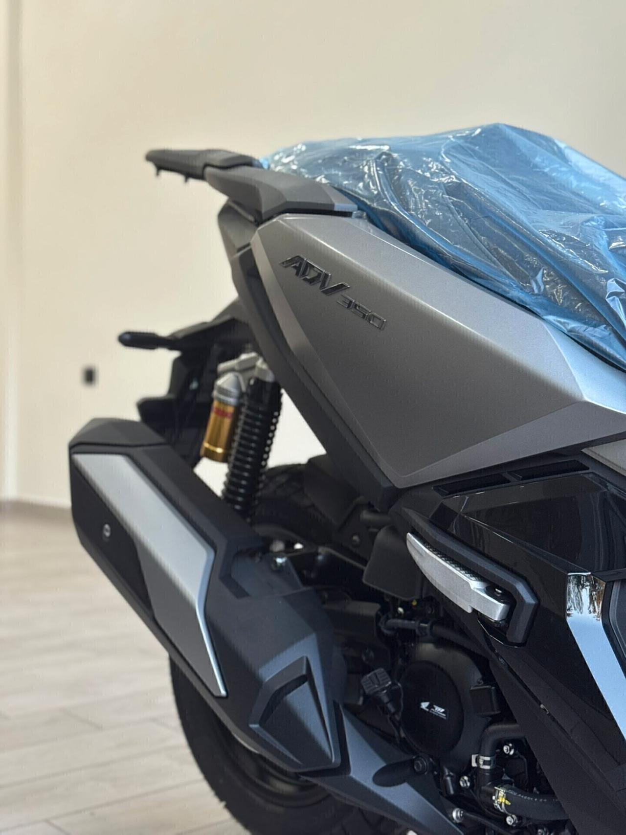 Honda ADV 350