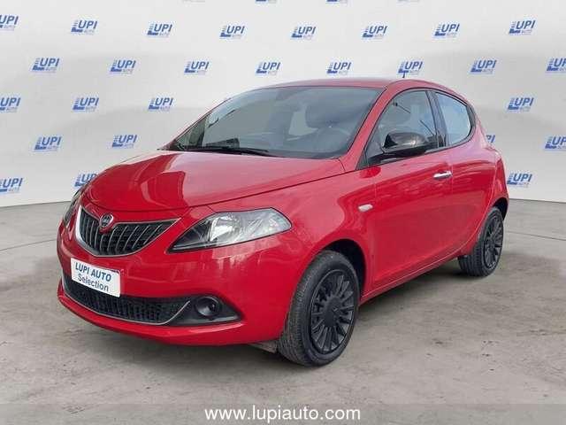 Lancia Ypsilon 1.0 firefly hybrid Silver s&s 70cv