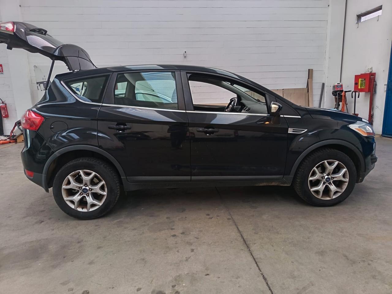 Ford Kuga 2.0 TDCi 140 CV 2WD Titanium DPF