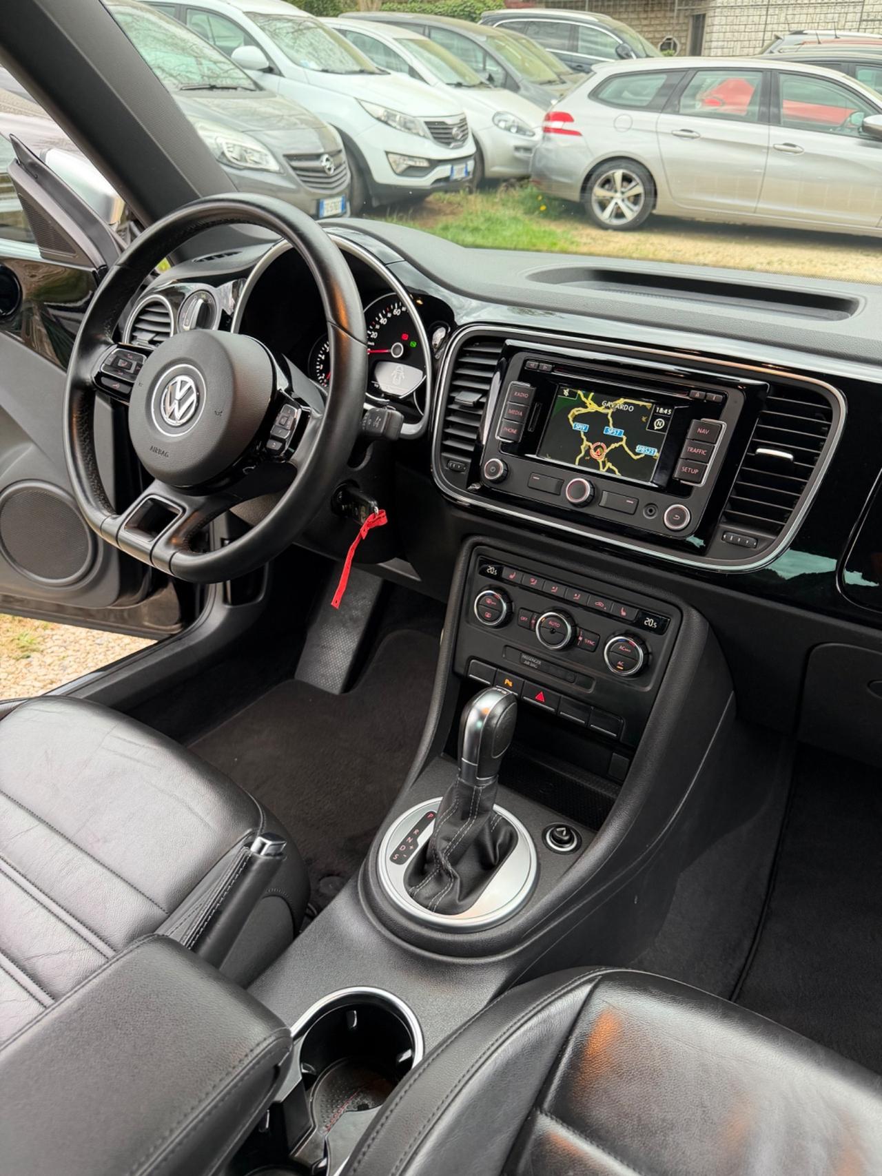 Volkswagen MAGGIOLINO BEETLE DSG SPORT KMCERT