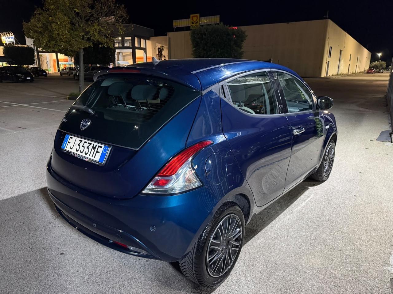 Lancia Ypsilon 1.3 MJT 95CV 2017 Perfetta garanzia