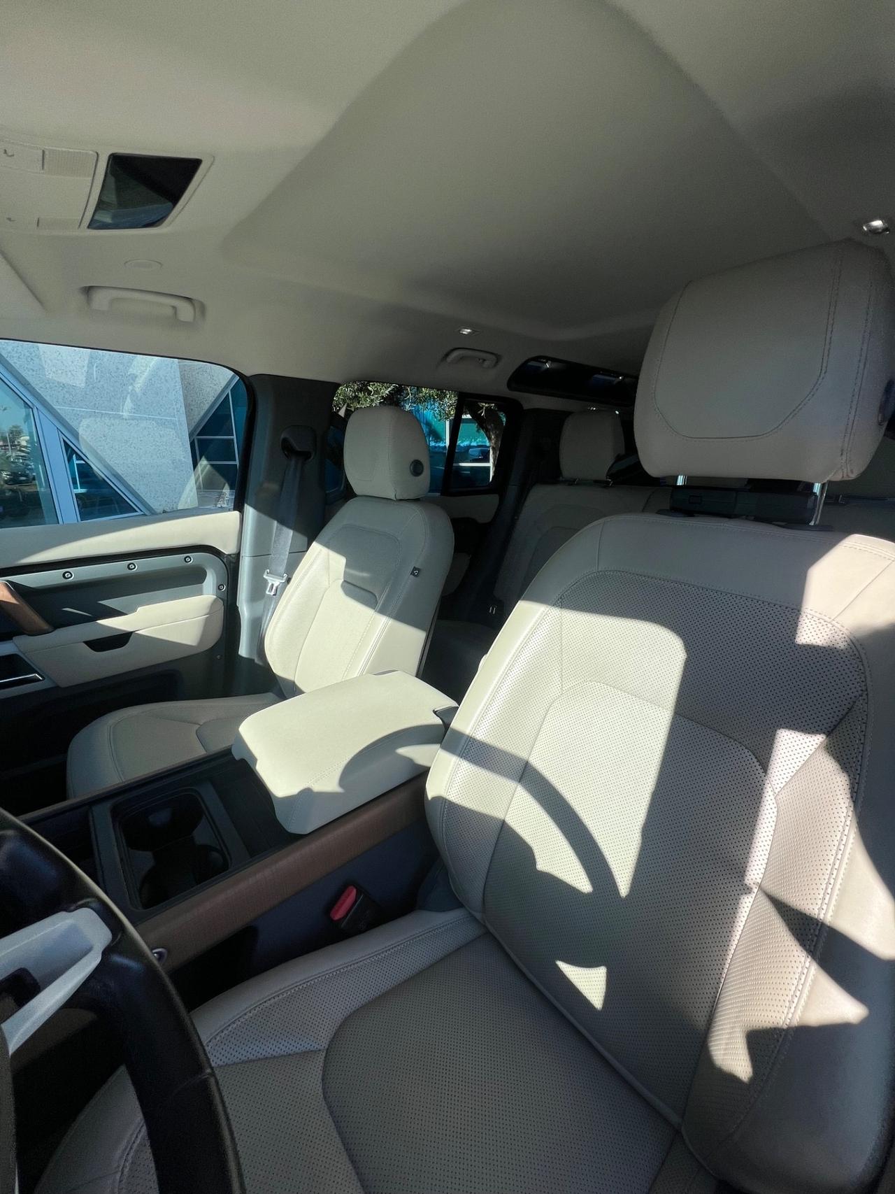 Land Rover Defender 110 3.0D I6 200 CV AWD Auto SE AUTOCARRO N1