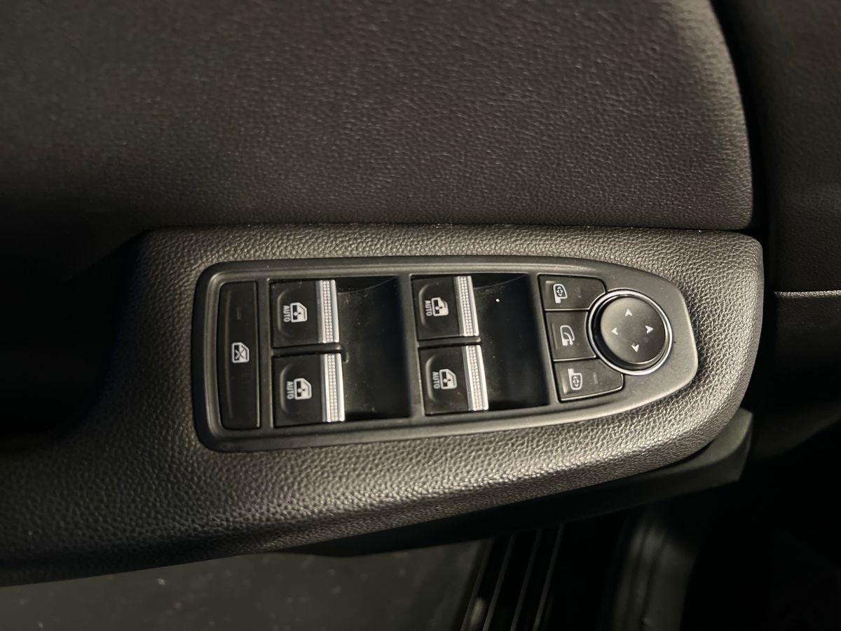 RENAULT Clio 5ª serie - Clio Full Hybrid E-Tech 140 CV 5 porte Intens