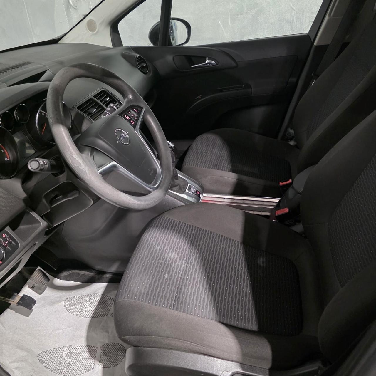 Opel Meriva 1.4 BENZINA NEOPATENTATI