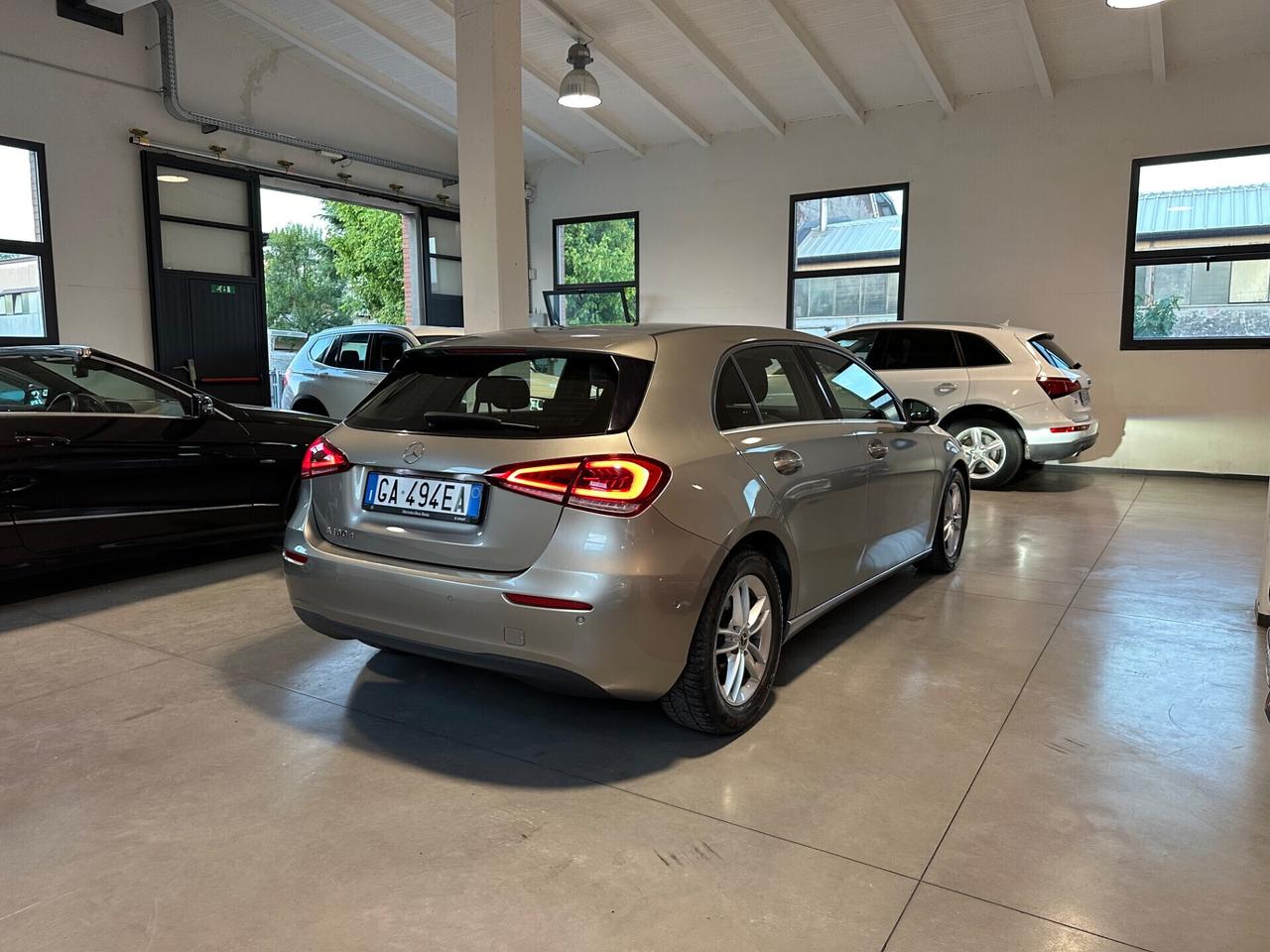 Mercedes-benz A 180 A 180 d Automatic Sport