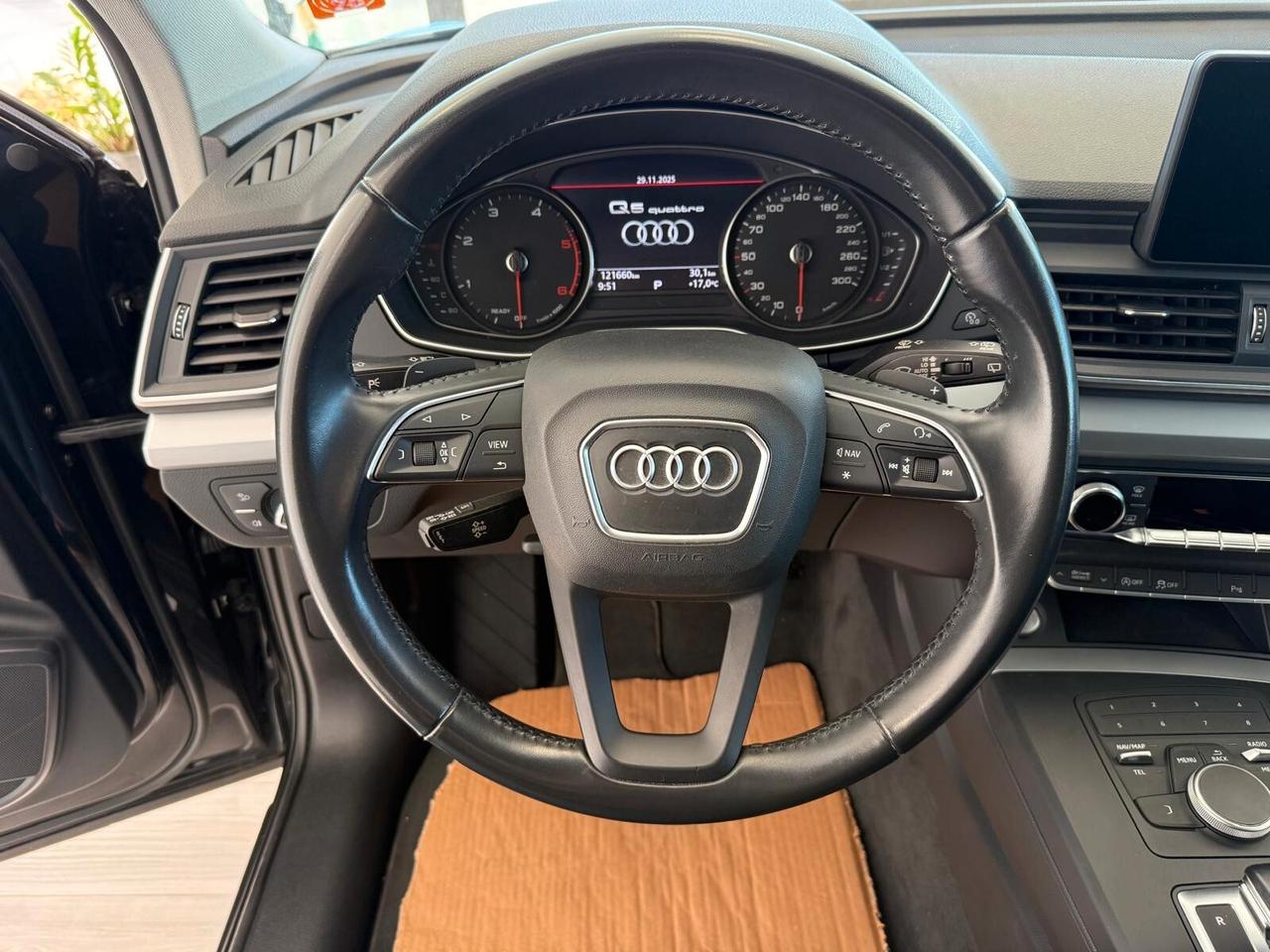 Audi Q5 2.0 TDI quattro S tronic Business