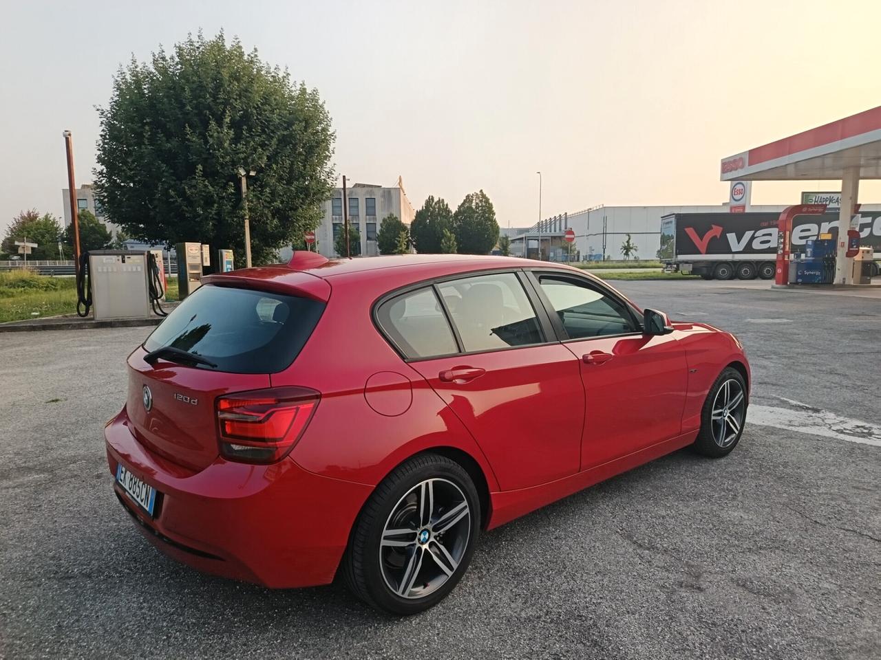 Bmw 120 120d 5p. Sport