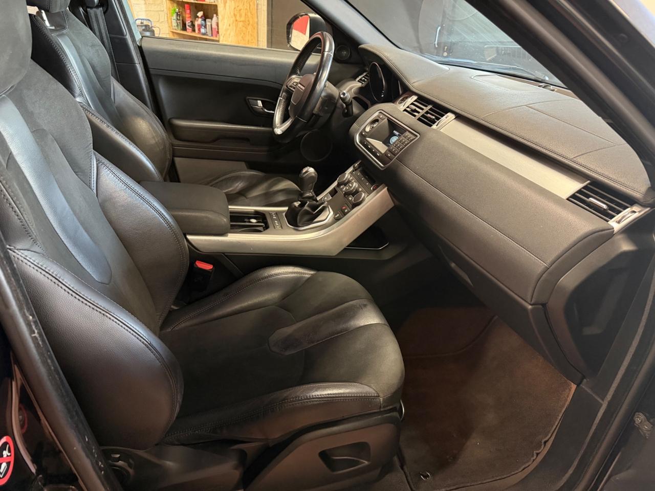 Land Rover Range Evoque 2.2 Sd4 5p. Pure