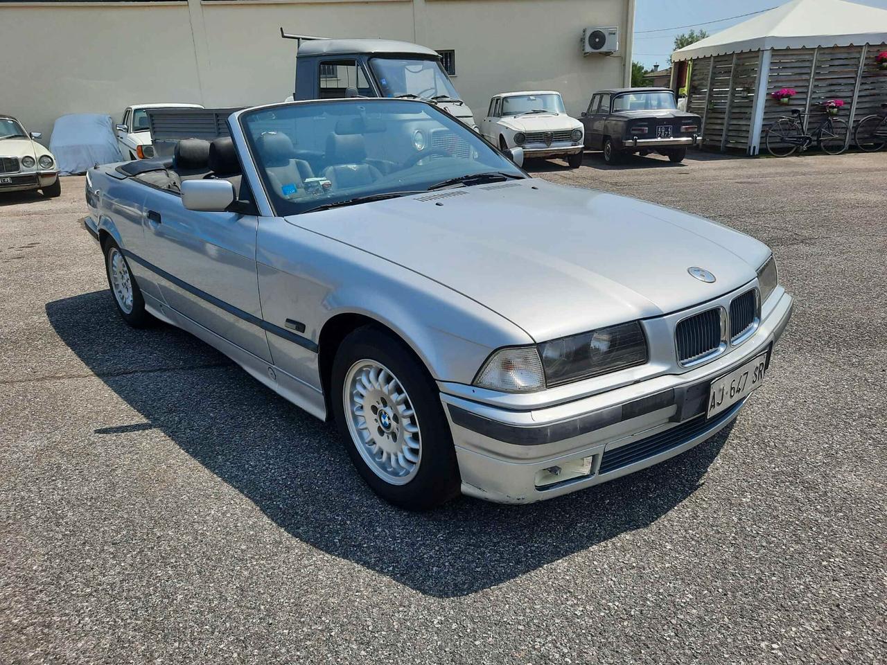 Bmw 320 Cabriolet del 1995 (E36)