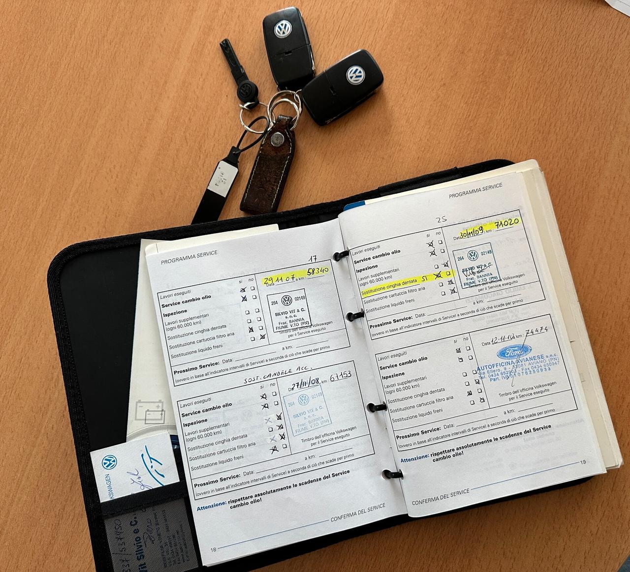 Volkswagen Bora 1.6 105CV 16V cat Highline