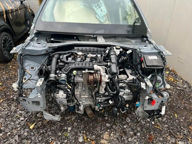 Opel Corsa 2025 1.2 100 CV Edition sinistrata incidentata