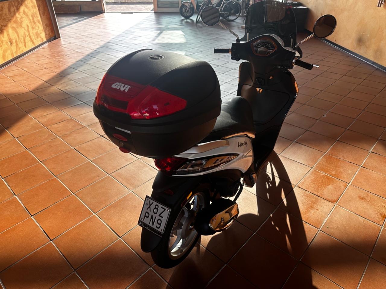 Piaggio liberty 50 pari al nuovo 700 km percorsi