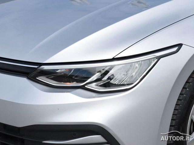 VOLKSWAGEN Golf Variant 2.0 TDI Life DSG Fari LED, App-Connect, ACC KM CER