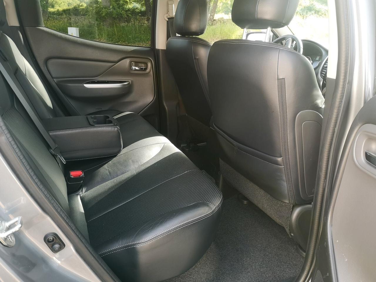 Mitsubishi L200 2.4 DI-D/181CV Double Cab Intense Hp Mivec SDA