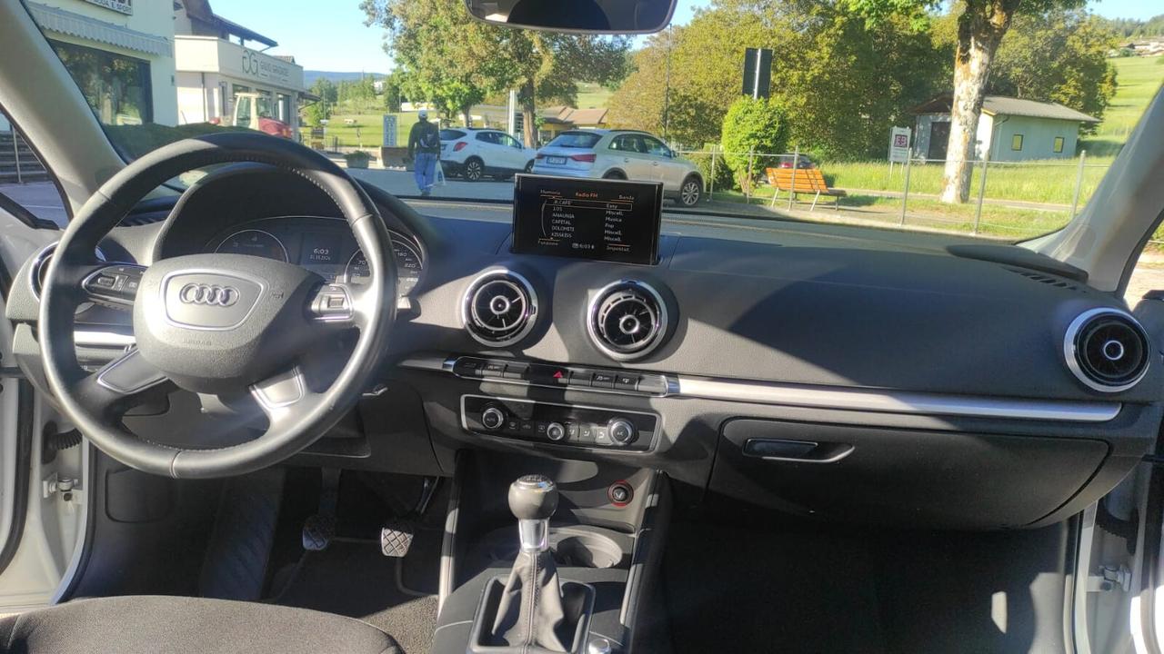 AUDI A3 SPORTBACK 5 POSTI 1.6 TDI 110CV
