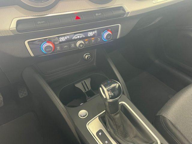 AUDI Q2 35 TDI quattro S tronic S line Edition