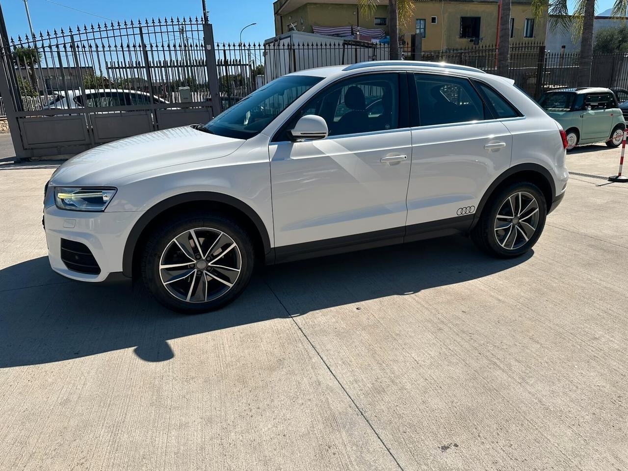 Audi Q3 2.0 TDI 120 CV