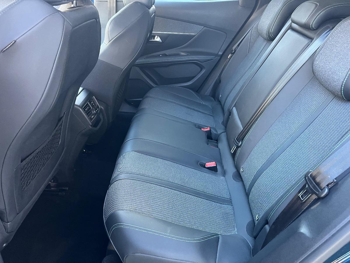 PEUGEOT 3008 BlueHDi 130 EAT8 ALLURE 64.000 KM