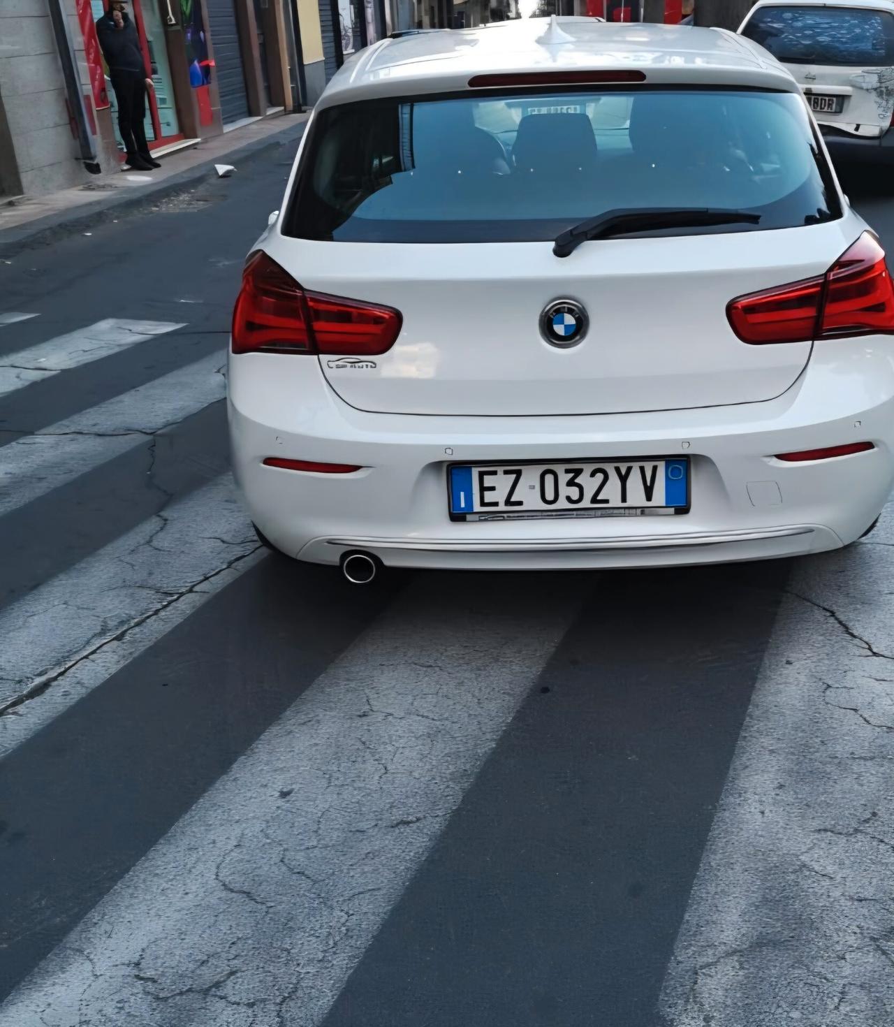Bmw 116 116d 5p. Urban