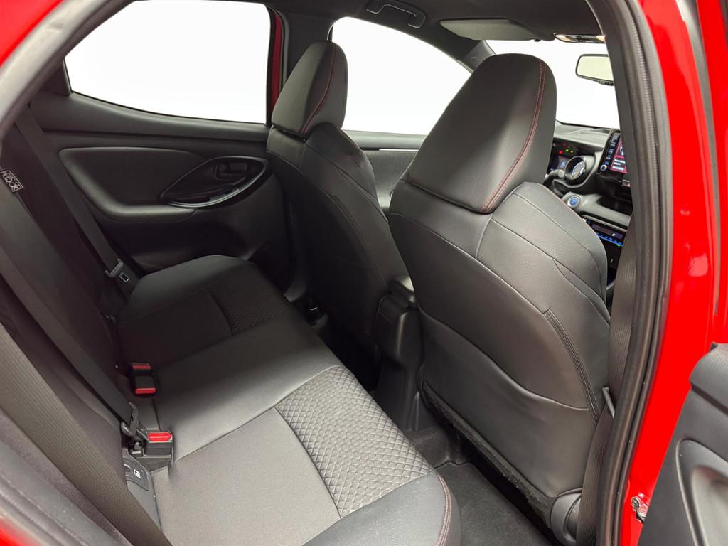 TOYOTA Yaris IV - Yaris 1.5h Premiere