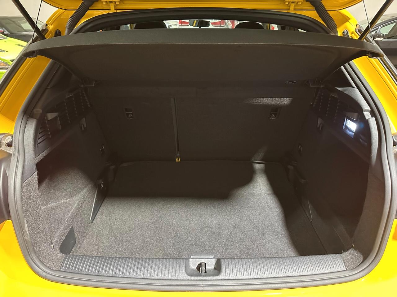 Audi Q2 1.6 TDI Sline - TETTO CERCHI DA 19' PRONTA CONSEGNA